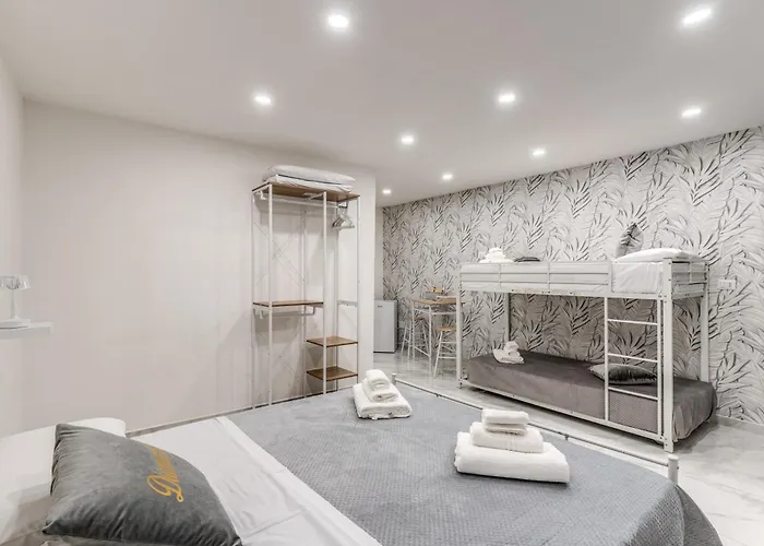 Casa Dora Bed & Breakfast Napoli