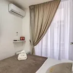 Casa Dora Bed & Breakfast 3*