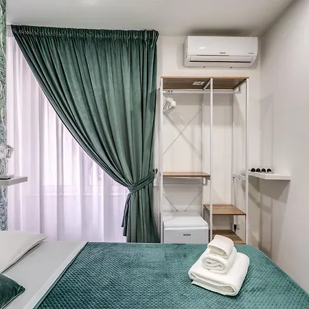 Casa Dora فندق مبيت وإفطار 3*